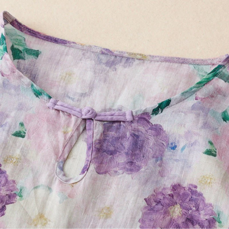 Ava Women's Blouse | Elegant Floral Design, Tailored Fit - Image 4